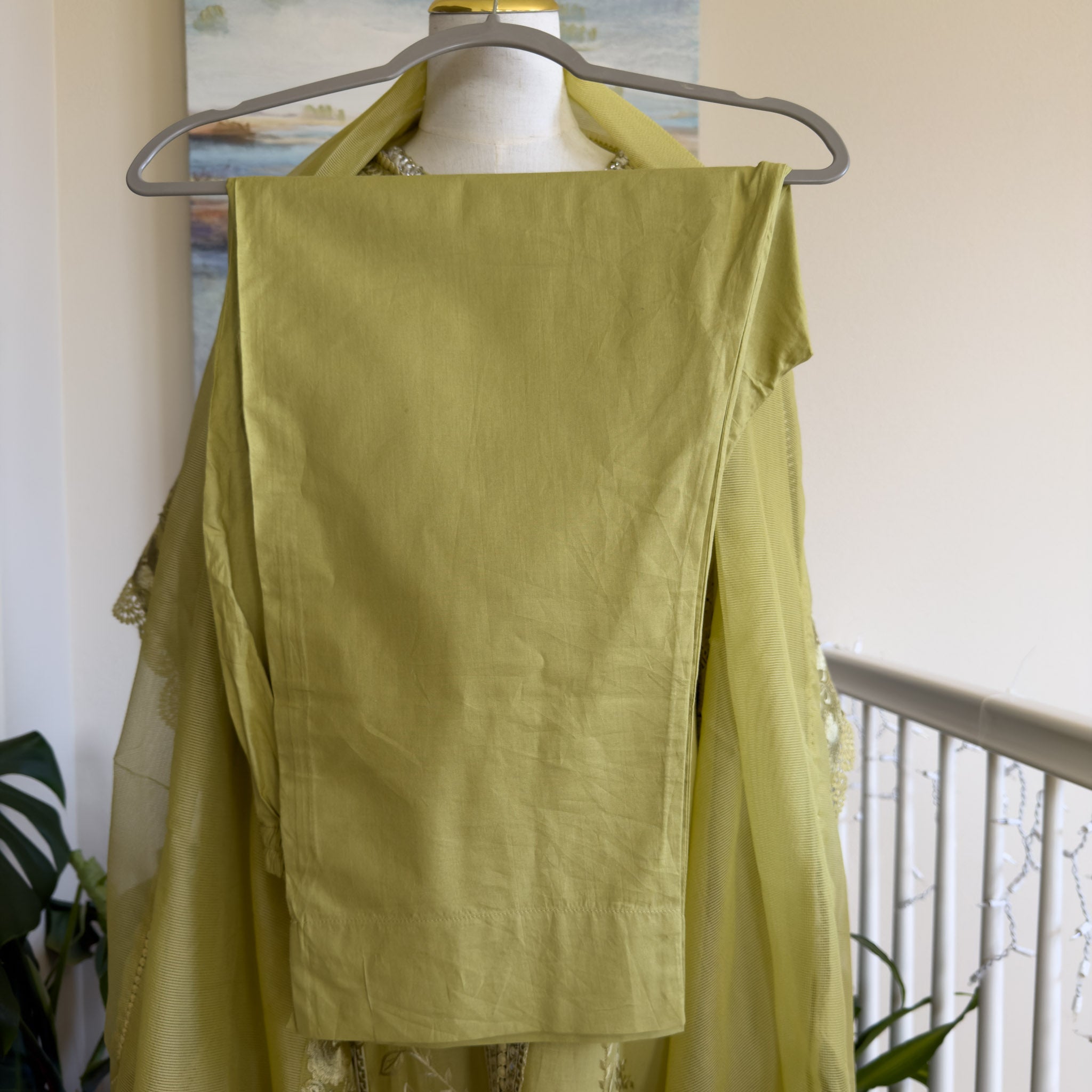 Saira Shakira - Size Large