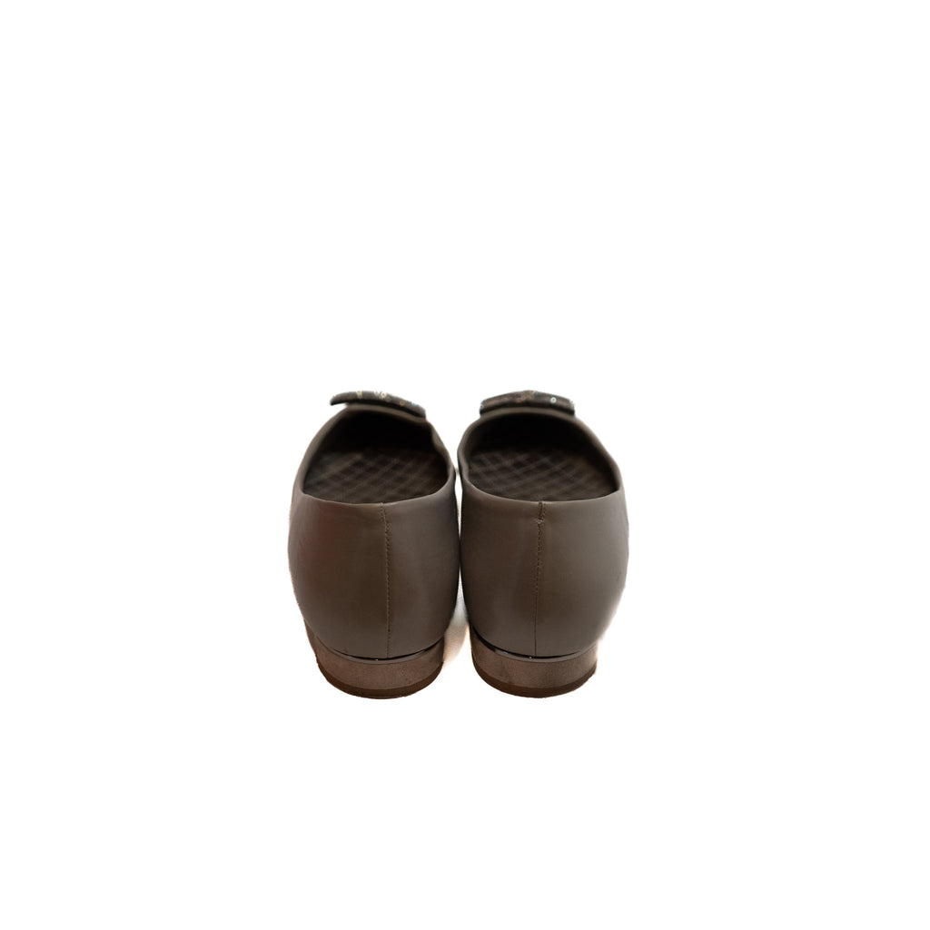 Tory Burch Heron Silver Shoe - Size 8.5M