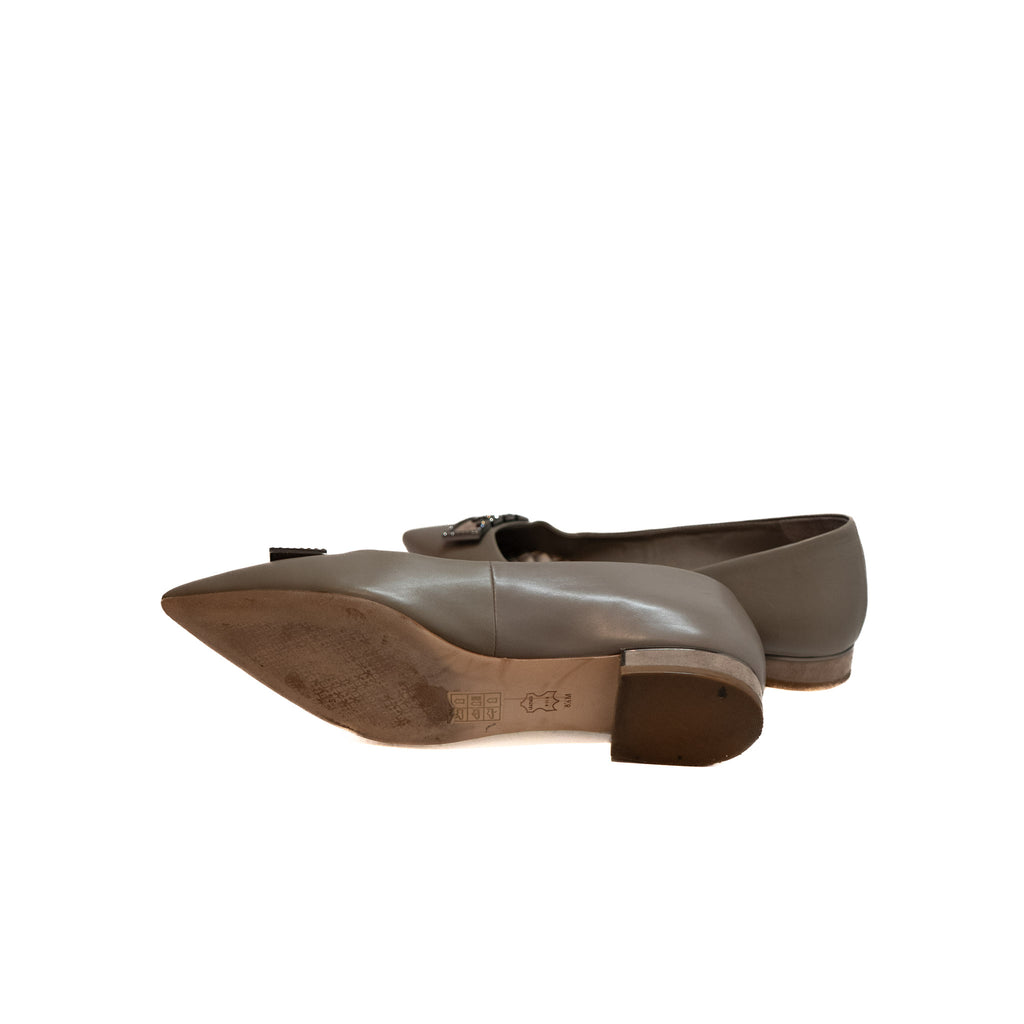 Tory Burch Heron Silver Shoe - Size 8.5M