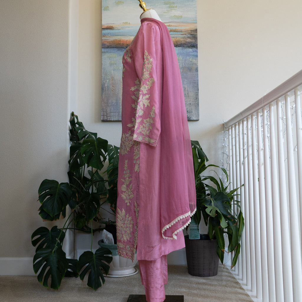 Vintage Brand Outfit - Shehwar w/ Laced-up Chiffon Dupatta - Size Small