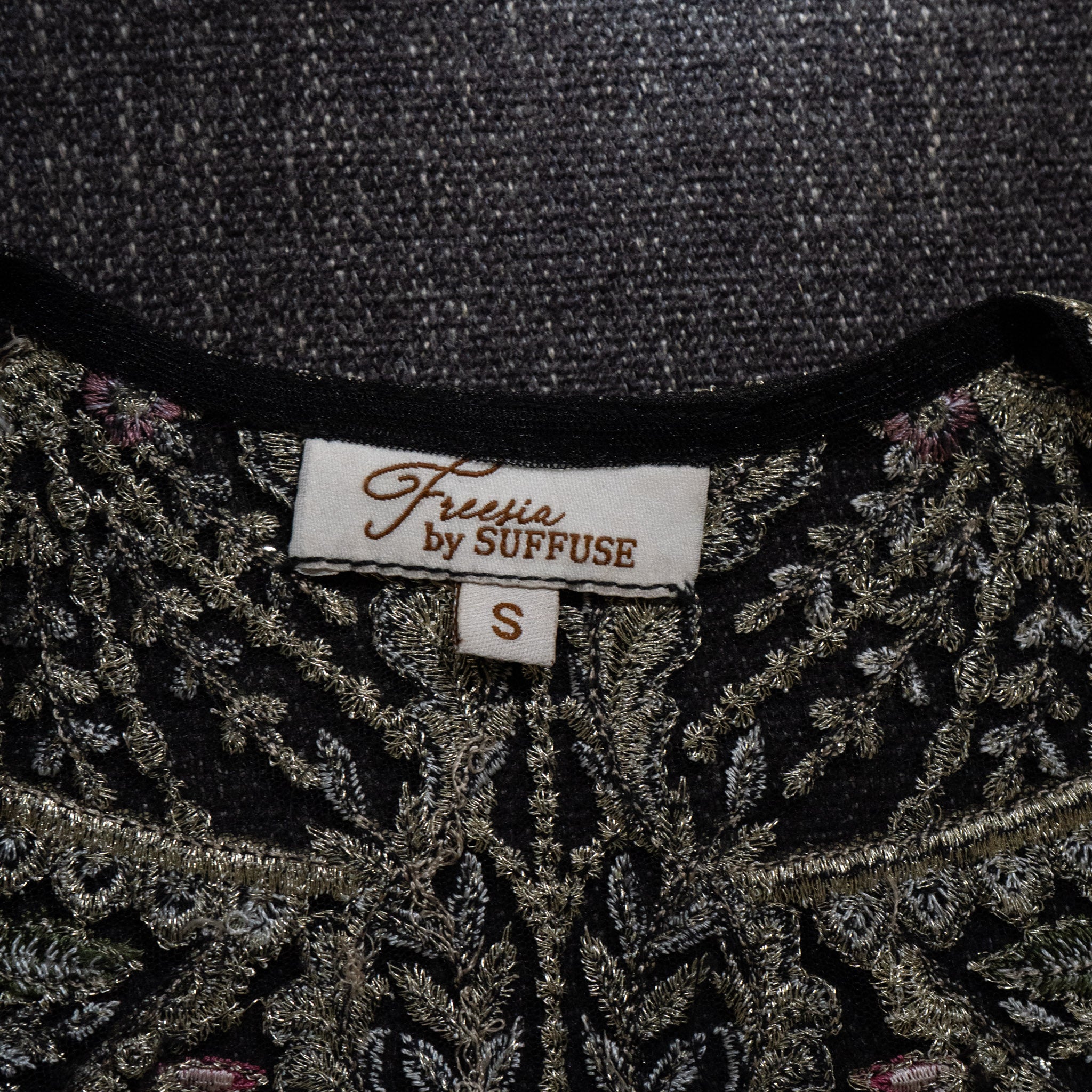 Freesia by Suffuse Outfit - Size Small